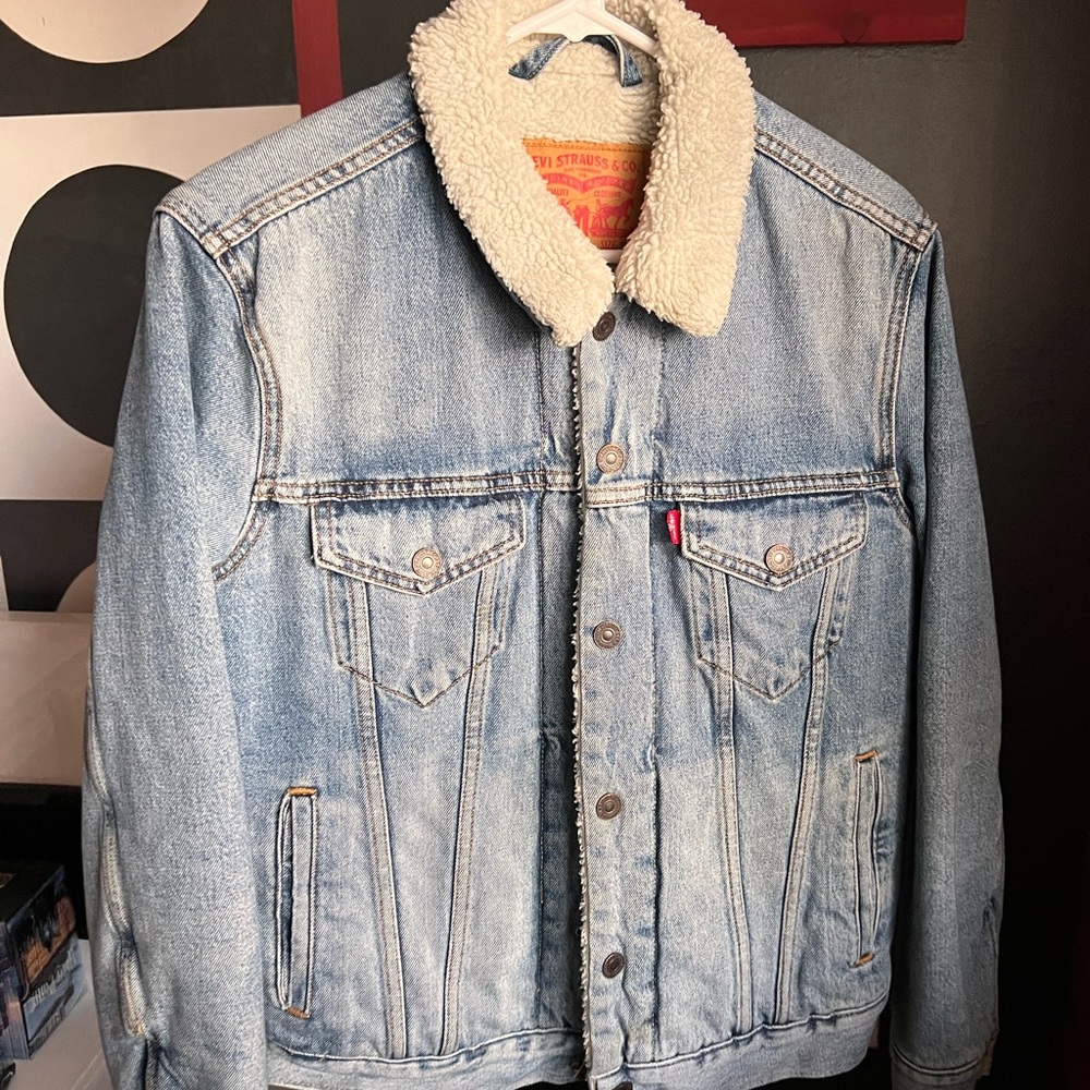 Levis jean jacket
